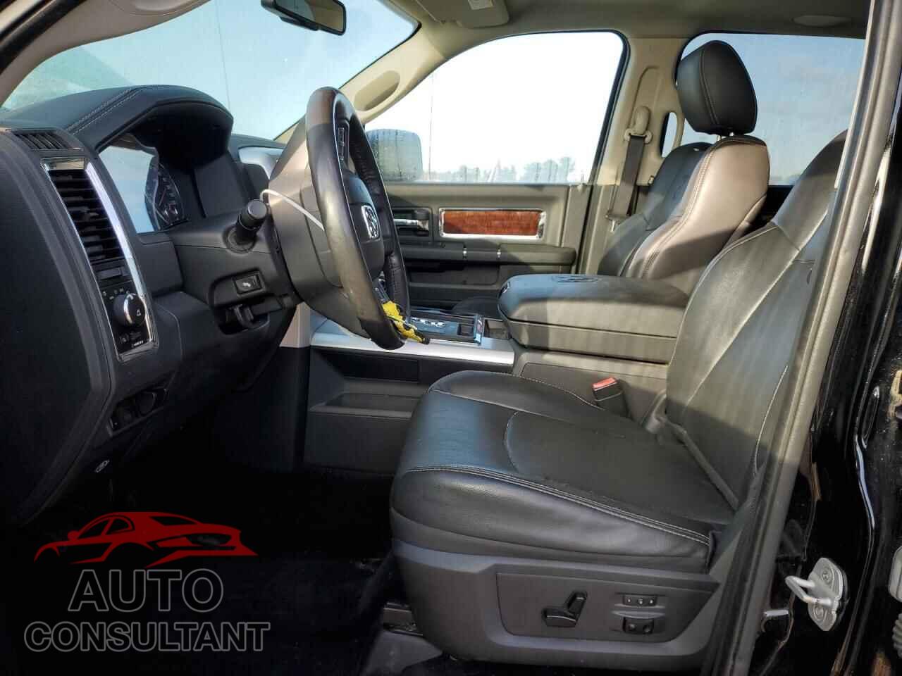 DODGE RAM 1500 2012 - 1C6RD7NT9CS255155