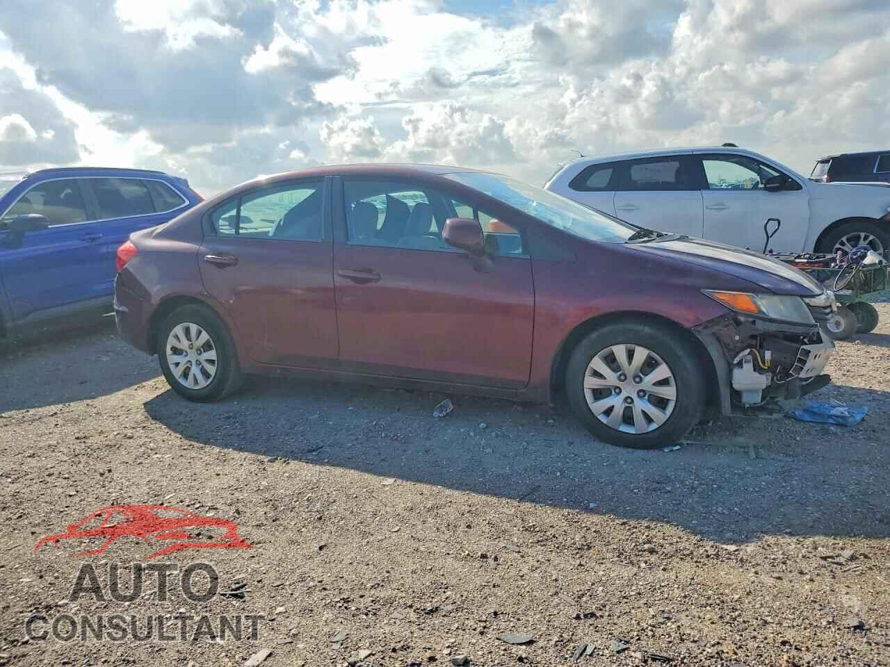 HONDA CIVIC 2012 - 2HGFB2F52CH579318