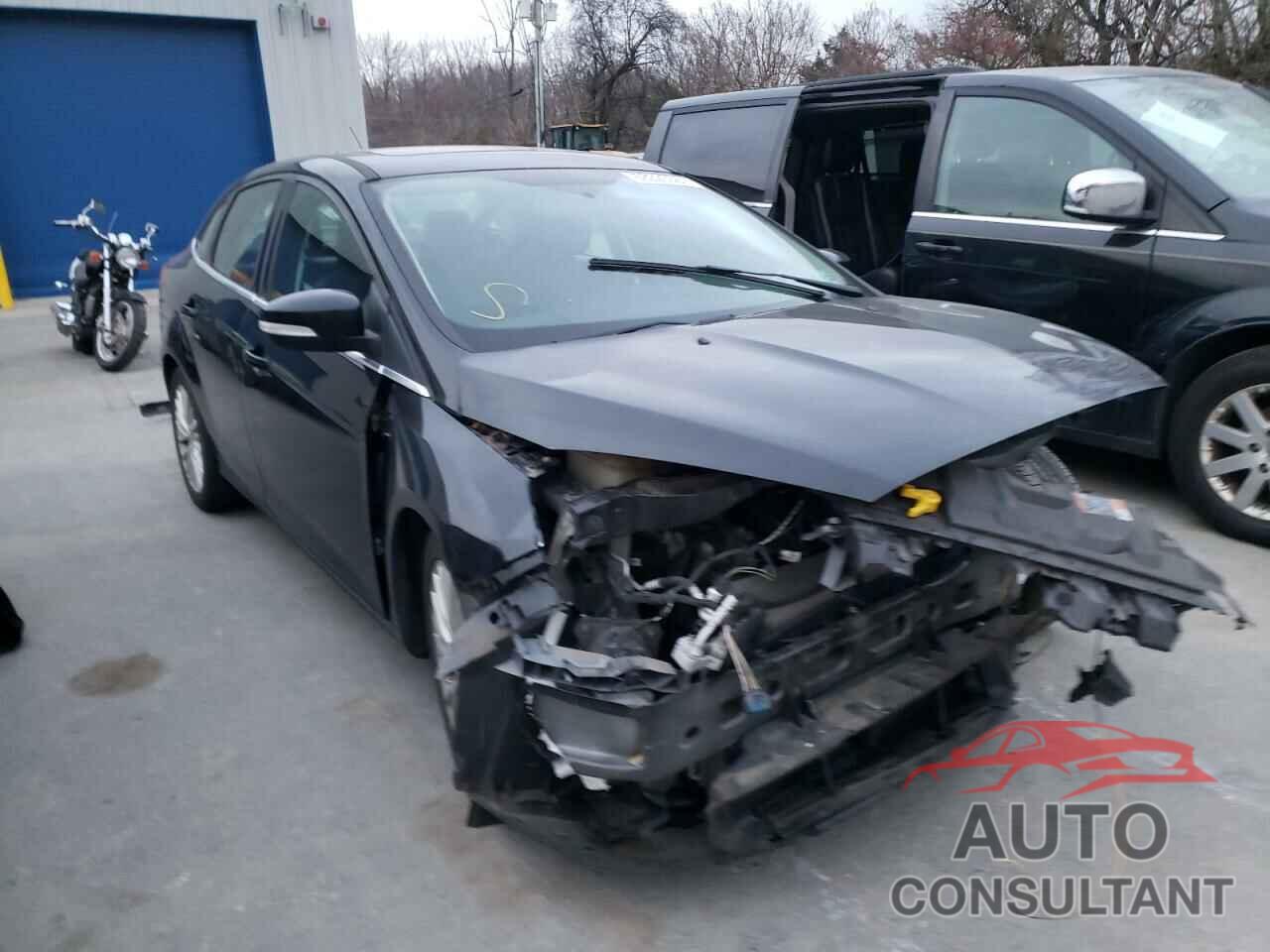 FORD FOCUS 2017 - 1FADP3J28HL274254