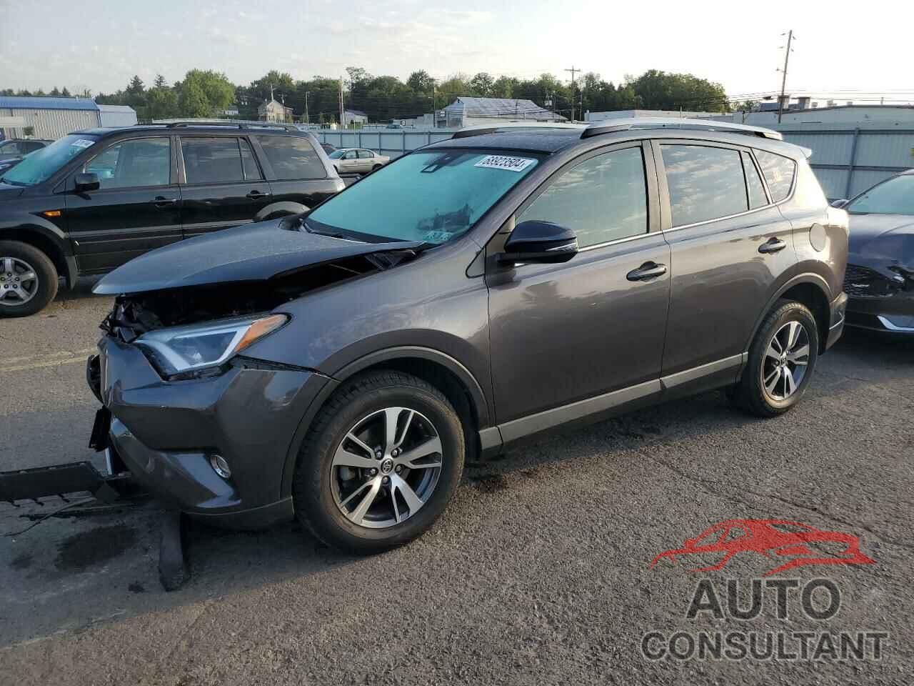 TOYOTA RAV4 2018 - JTMRFREV4JJ184997