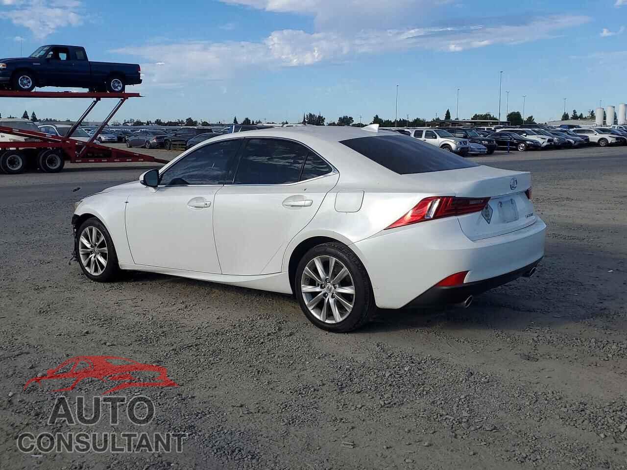 LEXUS IS 2014 - JTHBF1D24E5017675