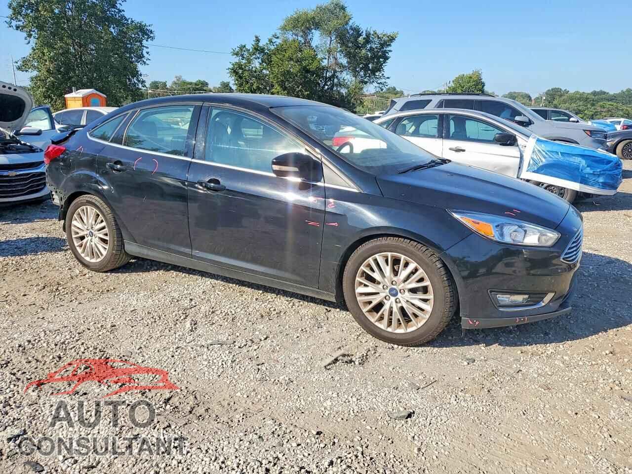 FORD FOCUS 2018 - 1FADP3J2XJL256831