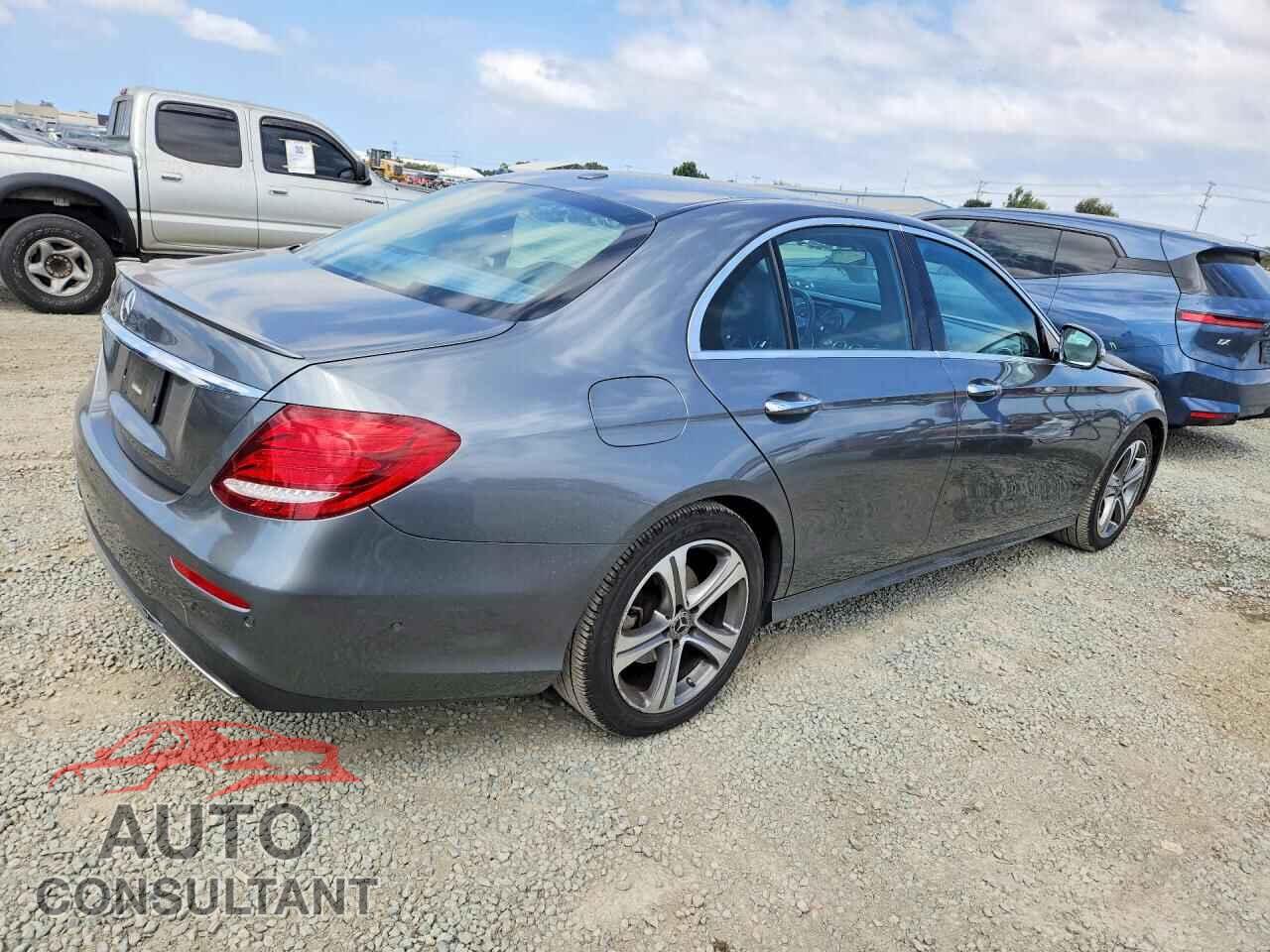 MERCEDES-BENZ E-CLASS 2018 - WDDZF4JB7JA399102