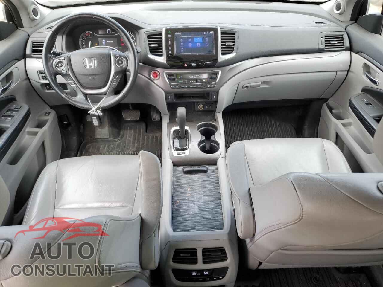 HONDA PILOT 2016 - 5FNYF6H5XGB060058