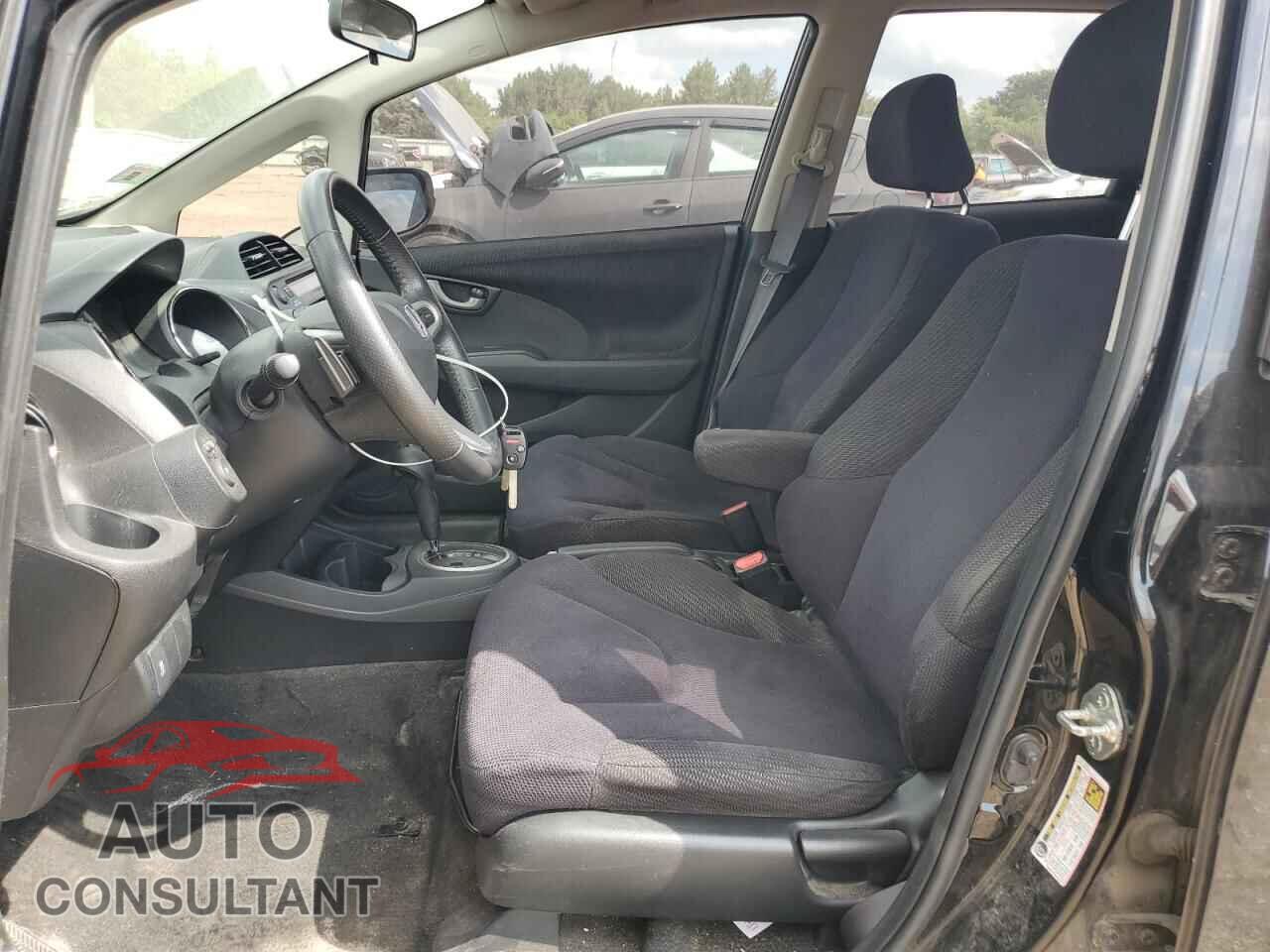 HONDA FIT 2013 - JHMGE8H53DC062803