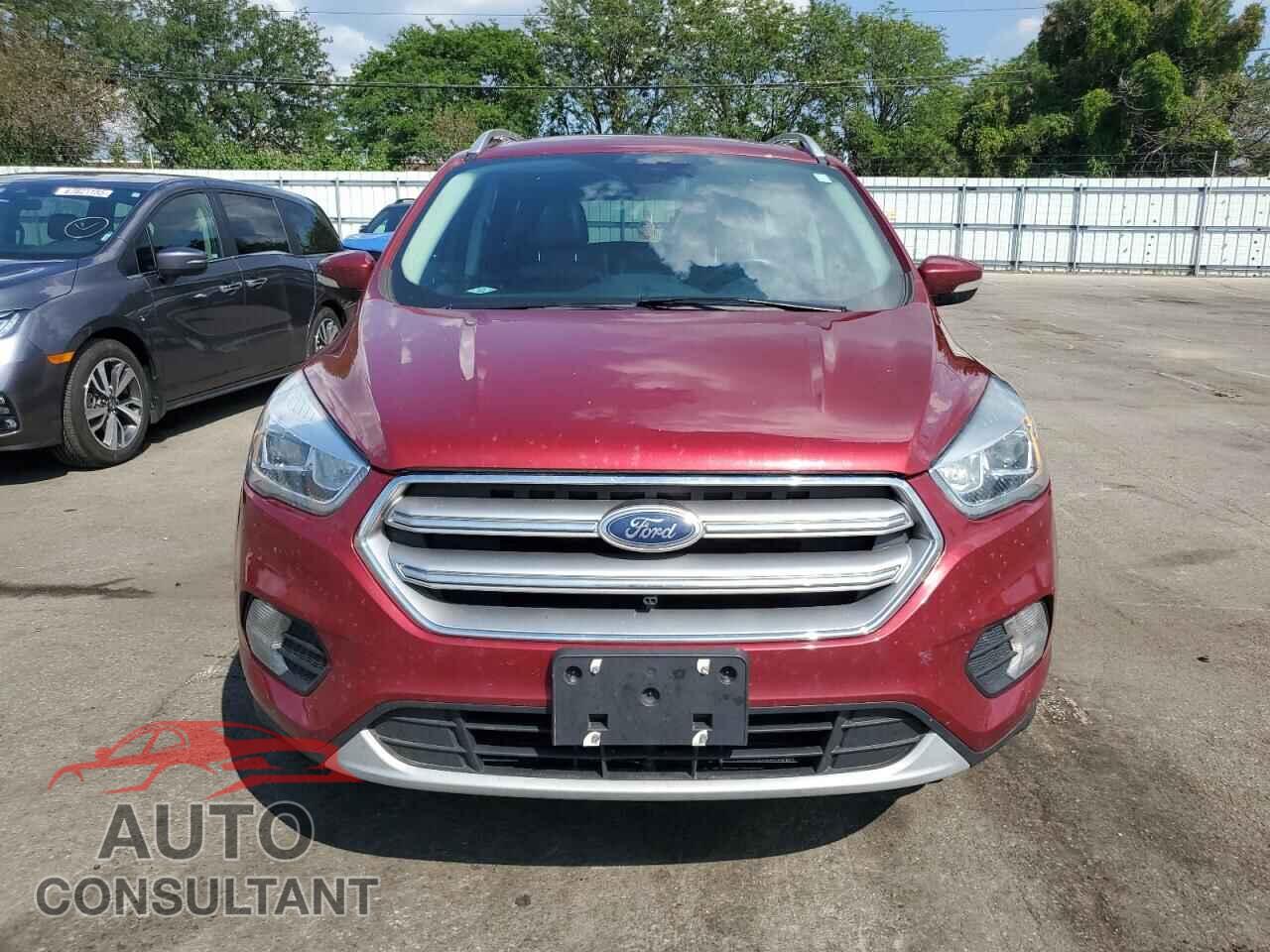 FORD ESCAPE 2017 - 1FMCU9JD4HUD09865