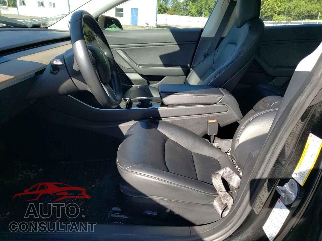 TESLA MODEL 3 2018 - 5YJ3E1EB9JF131896