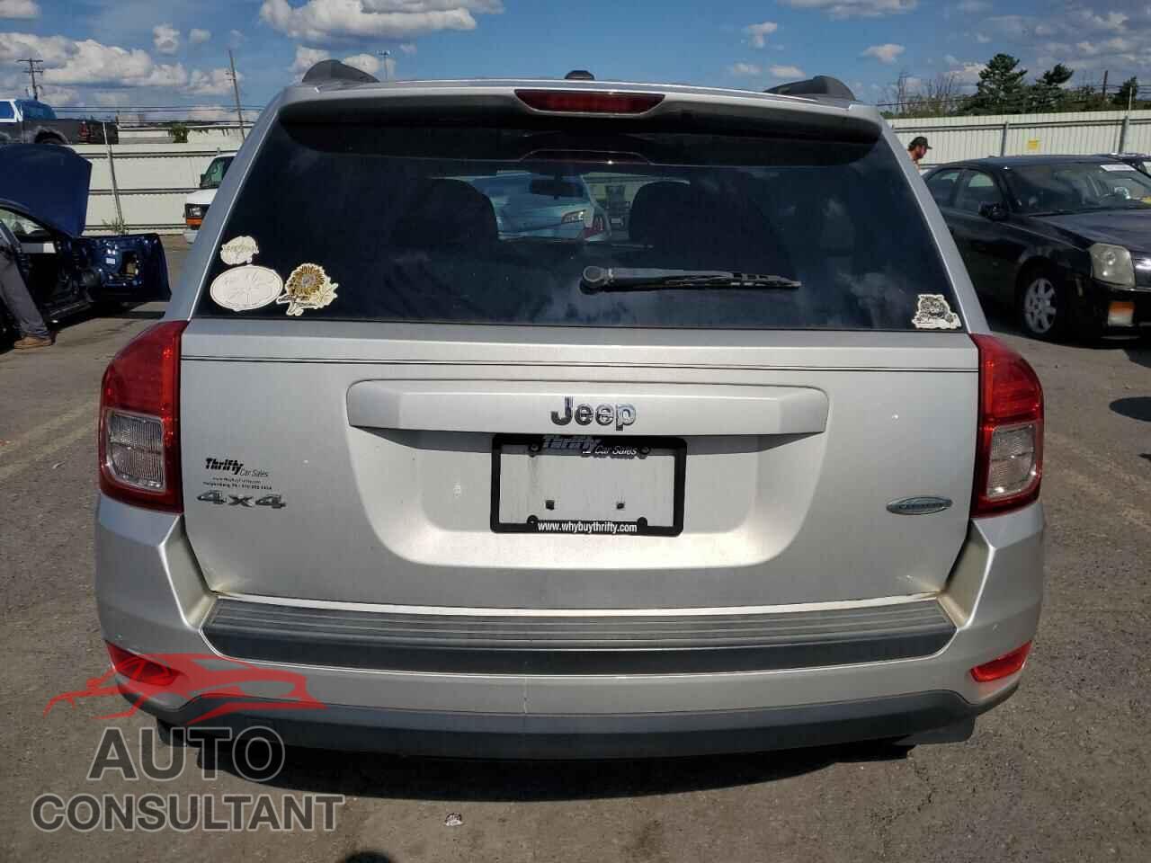 JEEP COMPASS 2011 - 1J4NF1FB1BD280813