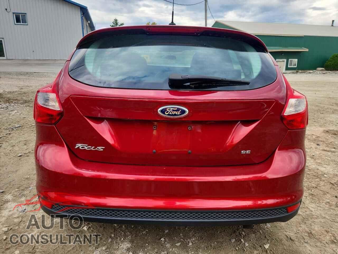 FORD FOCUS 2014 - 1FADP3K26EL318729