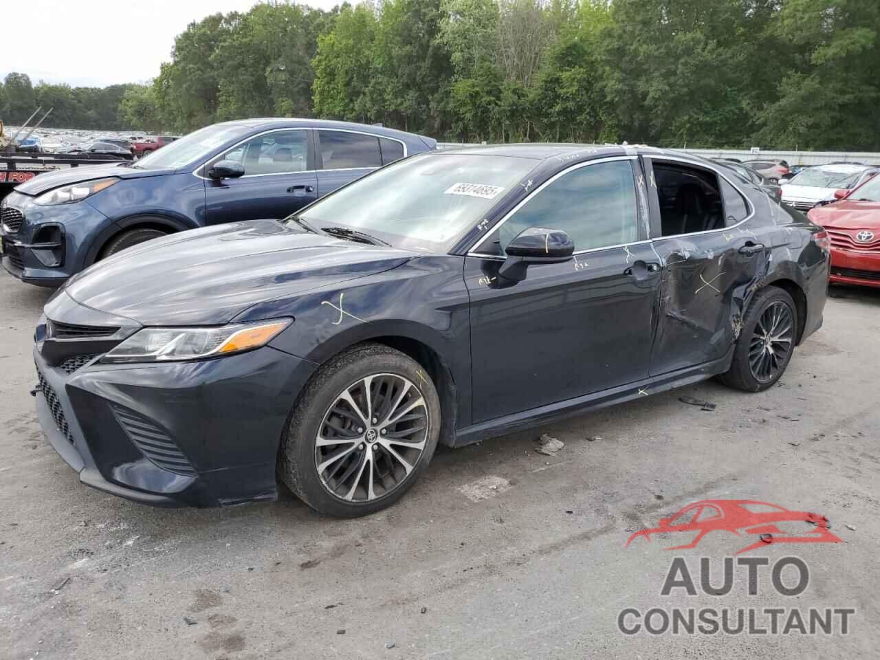 TOYOTA CAMRY 2018 - 4T1B11HK6JU589756