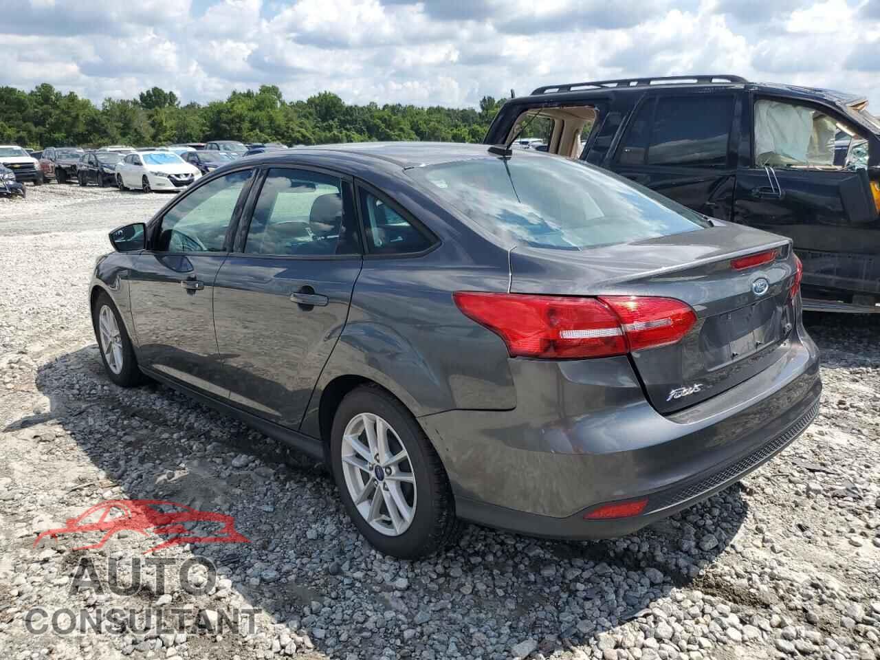 FORD FOCUS 2018 - 1FADP3F27JL307632