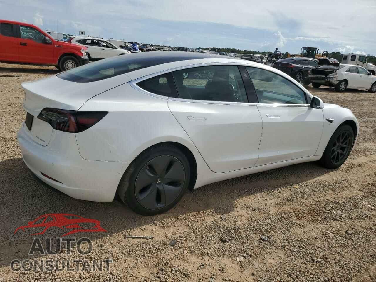 TESLA MODEL 3 2019 - 5YJ3E1EB6KF387995