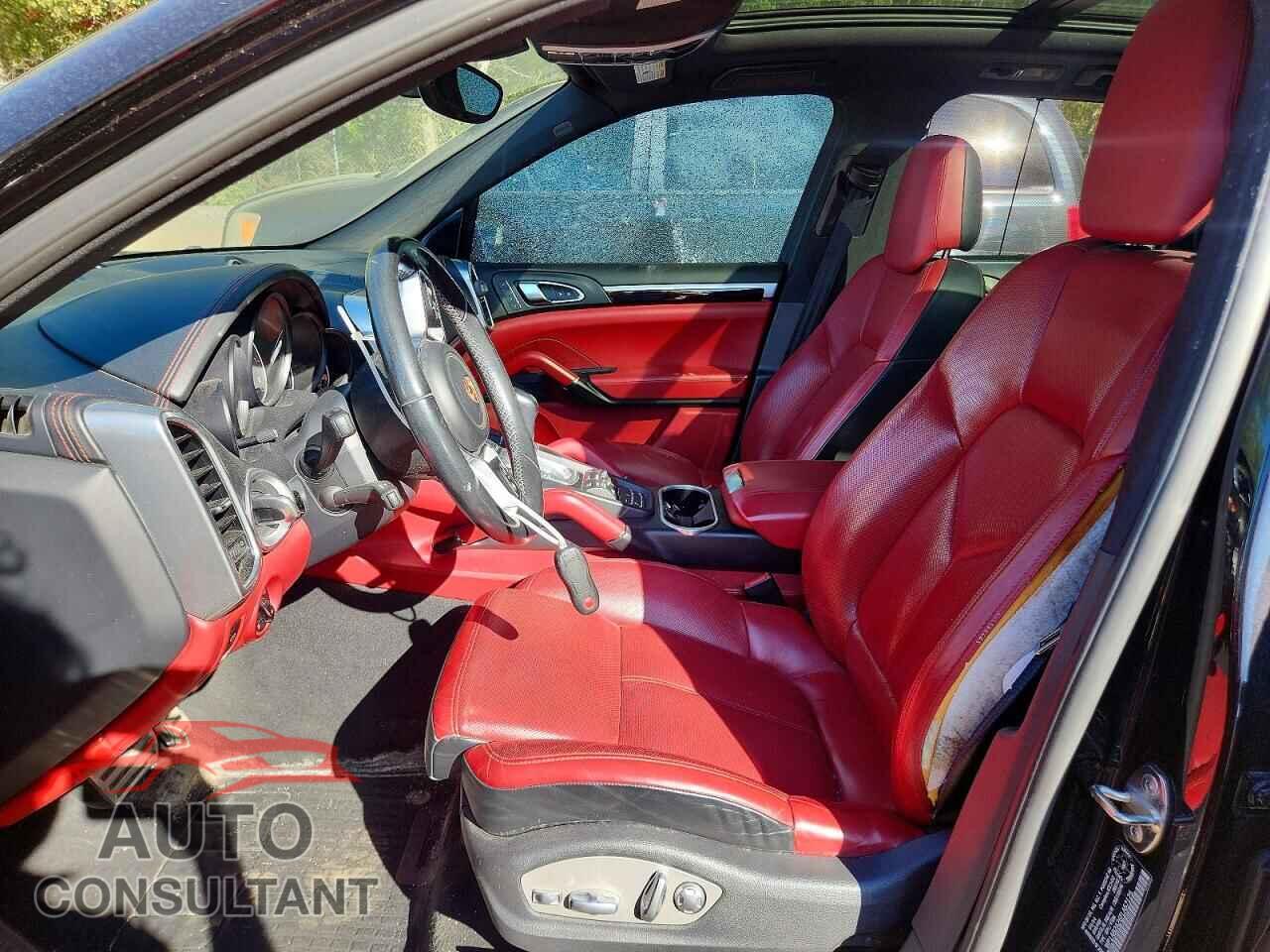 PORSCHE CAYENNE 2015 - WP1AB2A26FLA57125