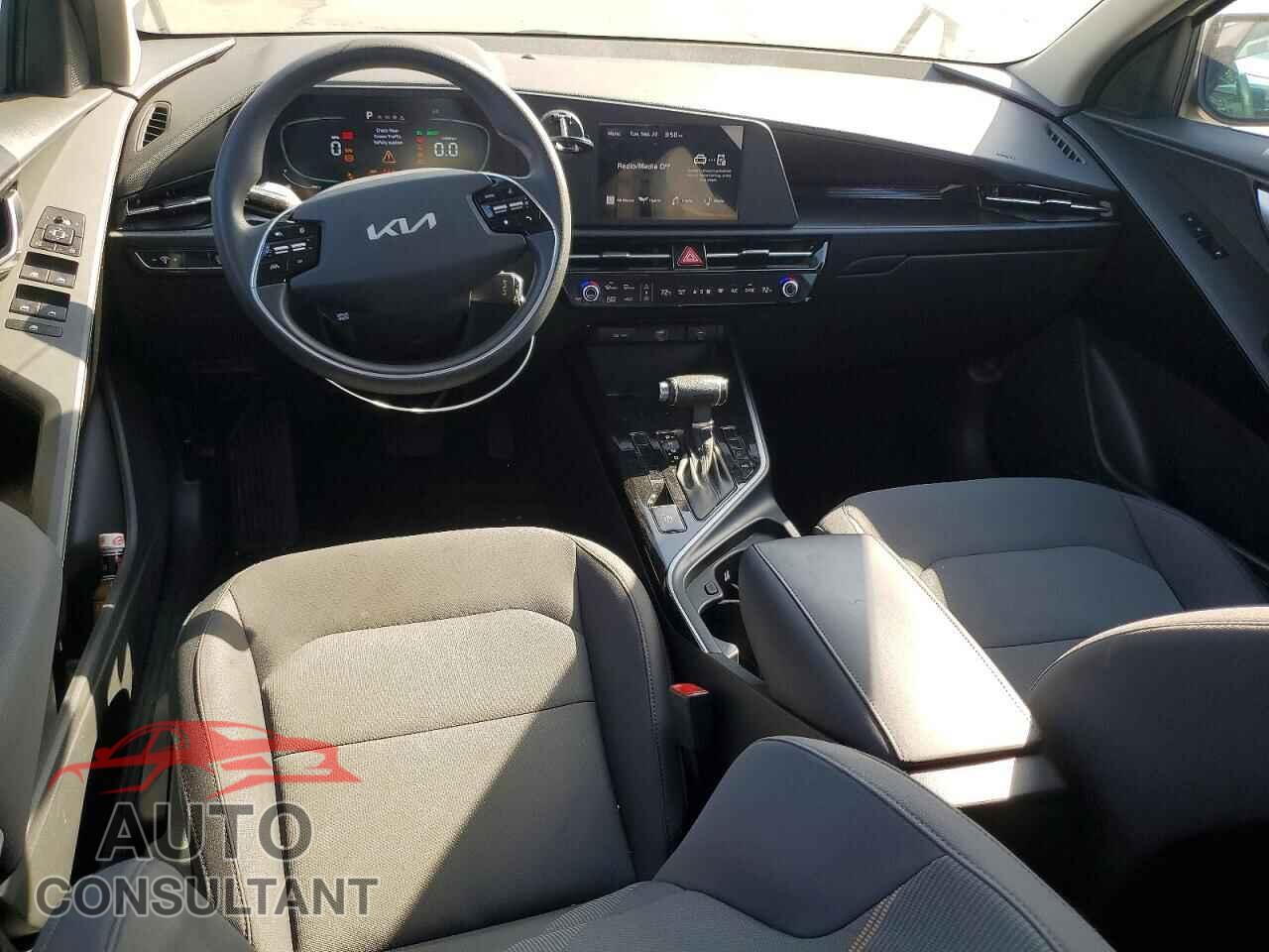 KIA NIRO 2025 - KNDCP3LE4S5274096