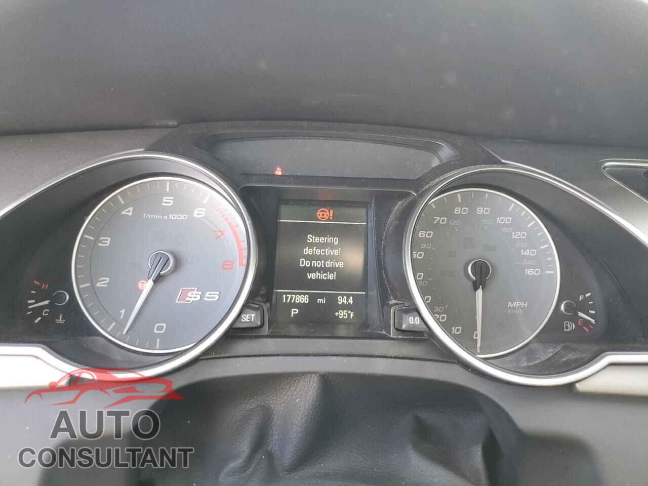 AUDI S5/RS5 2014 - WAUCGAFR5EA059905