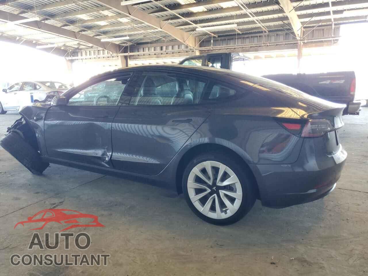 TESLA MODEL 3 2022 - 5YJ3E1EB7NF208948