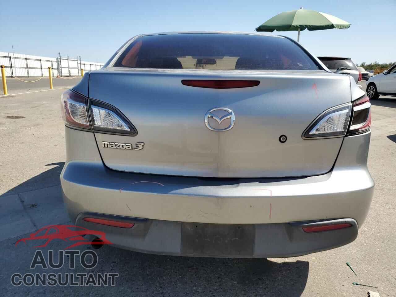 MAZDA 3 2011 - JM1BL1UG1B1490264