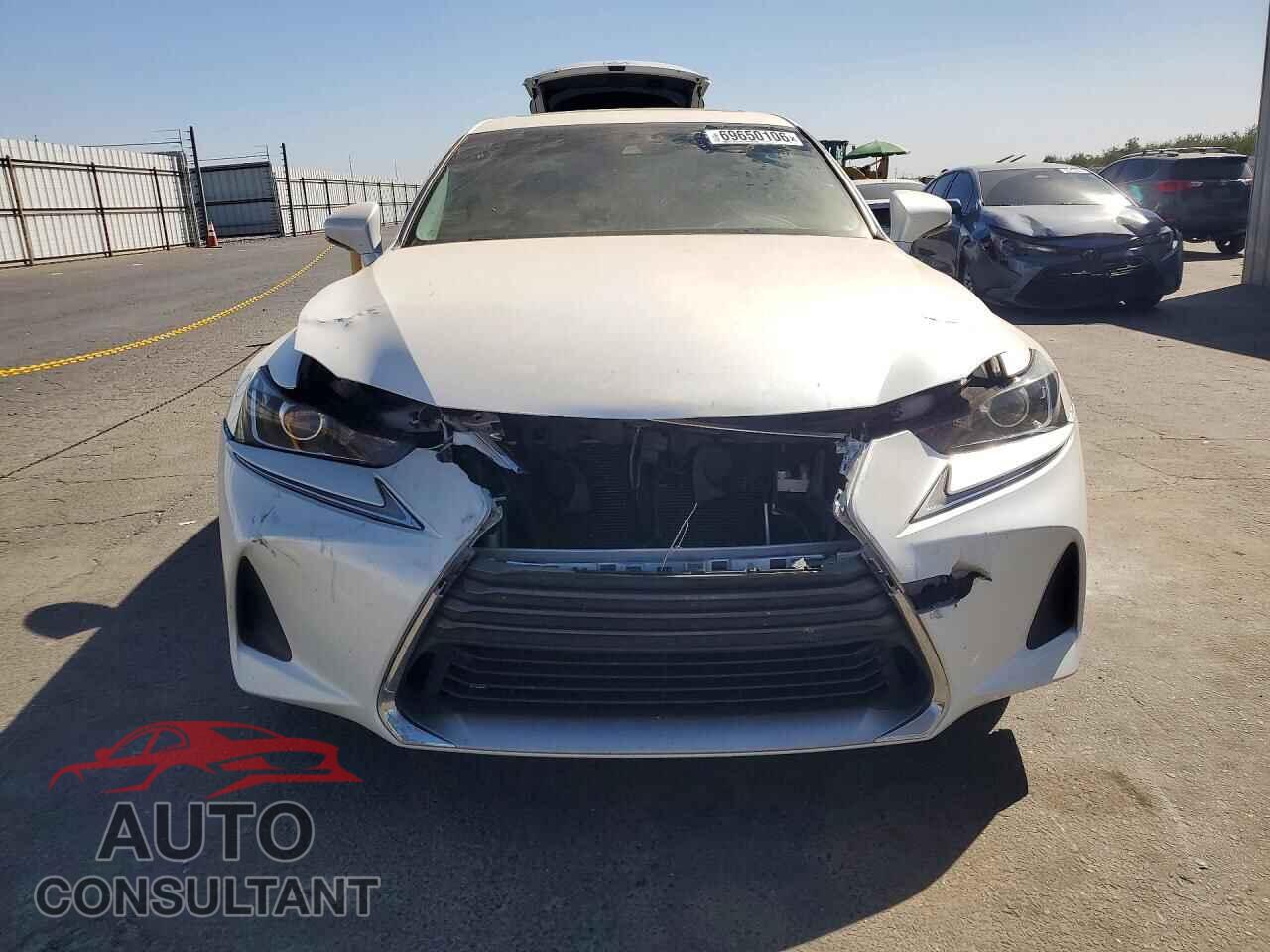 LEXUS IS 2017 - JTHBA1D23H5039038