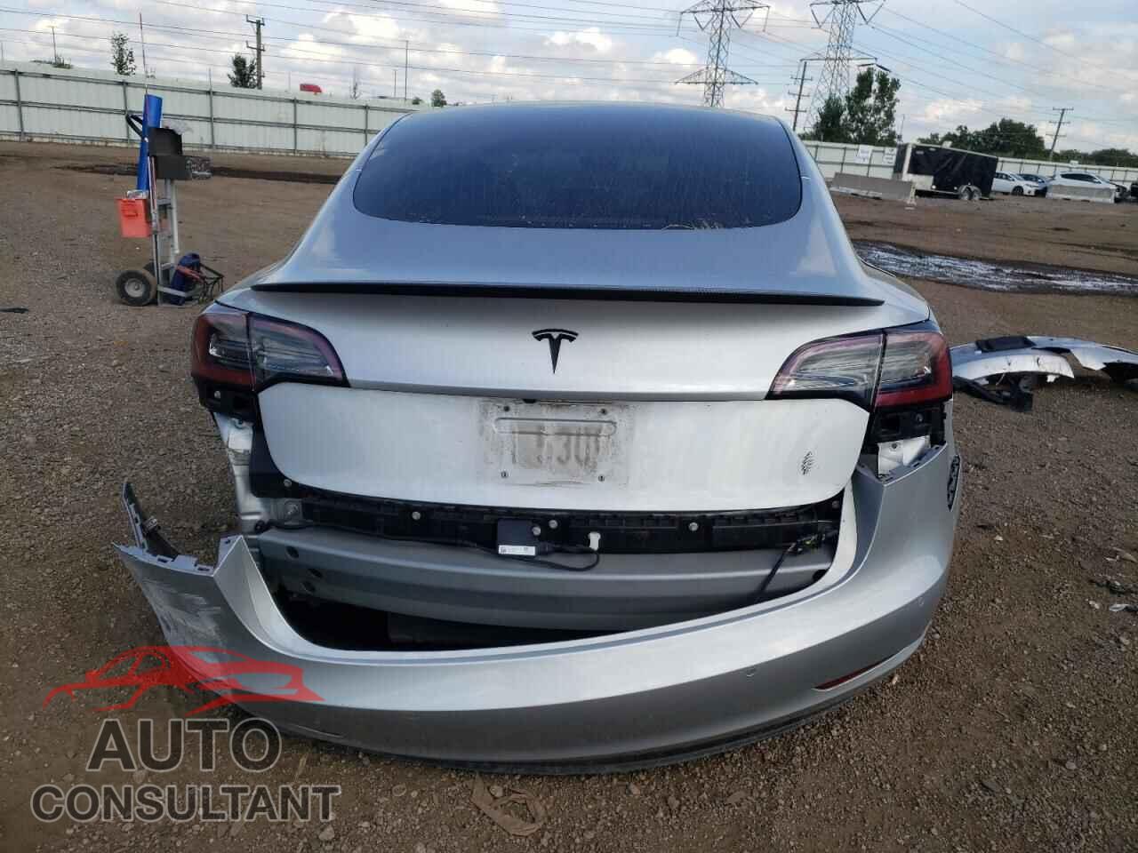 TESLA MODEL 3 2018 - 5YJ3E1EA8JF041341