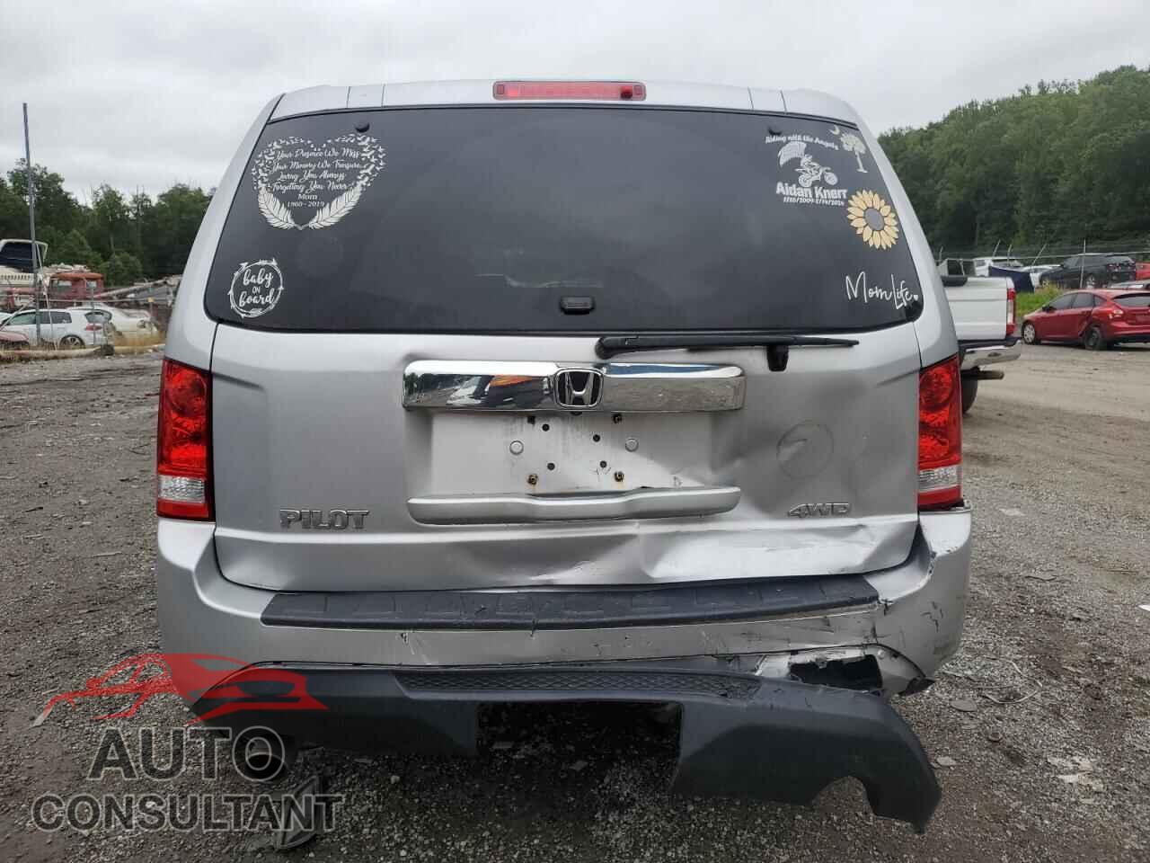 HONDA PILOT 2015 - 5FNYF4H53FB050099