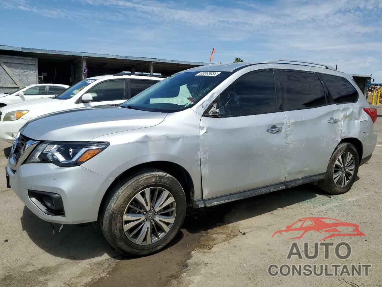 NISSAN PATHFINDER 2019 - 5N1DR2MN1KC606347