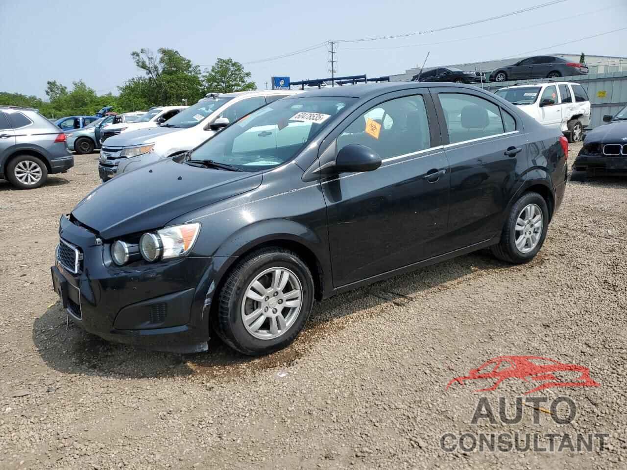 CHEVROLET SONIC 2014 - 1G1JC5SH5E4234395