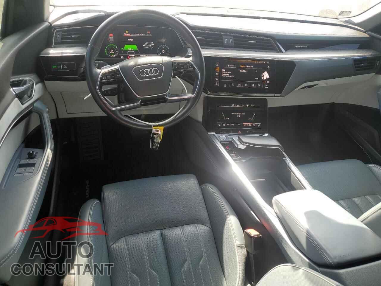 AUDI E-TRON 2020 - WA13ABGE3LB032709
