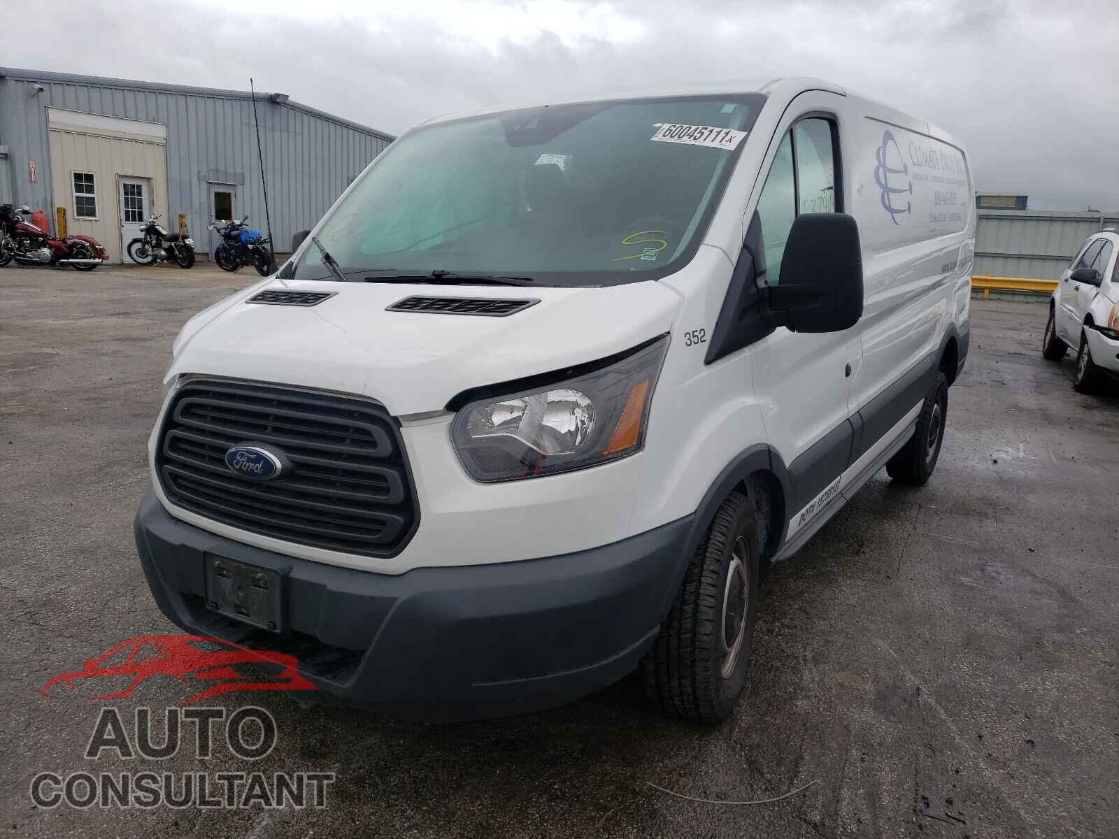 FORD TRANSIT CO 2017 - 1FTYR1ZG3HKB48352