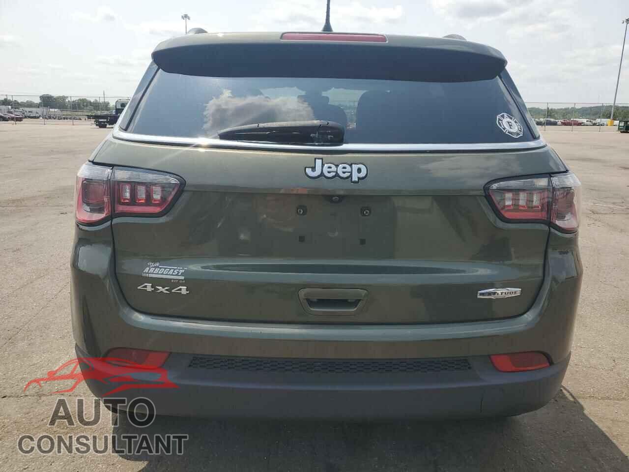 JEEP COMPASS 2017 - 3C4NJDBB2HT656434