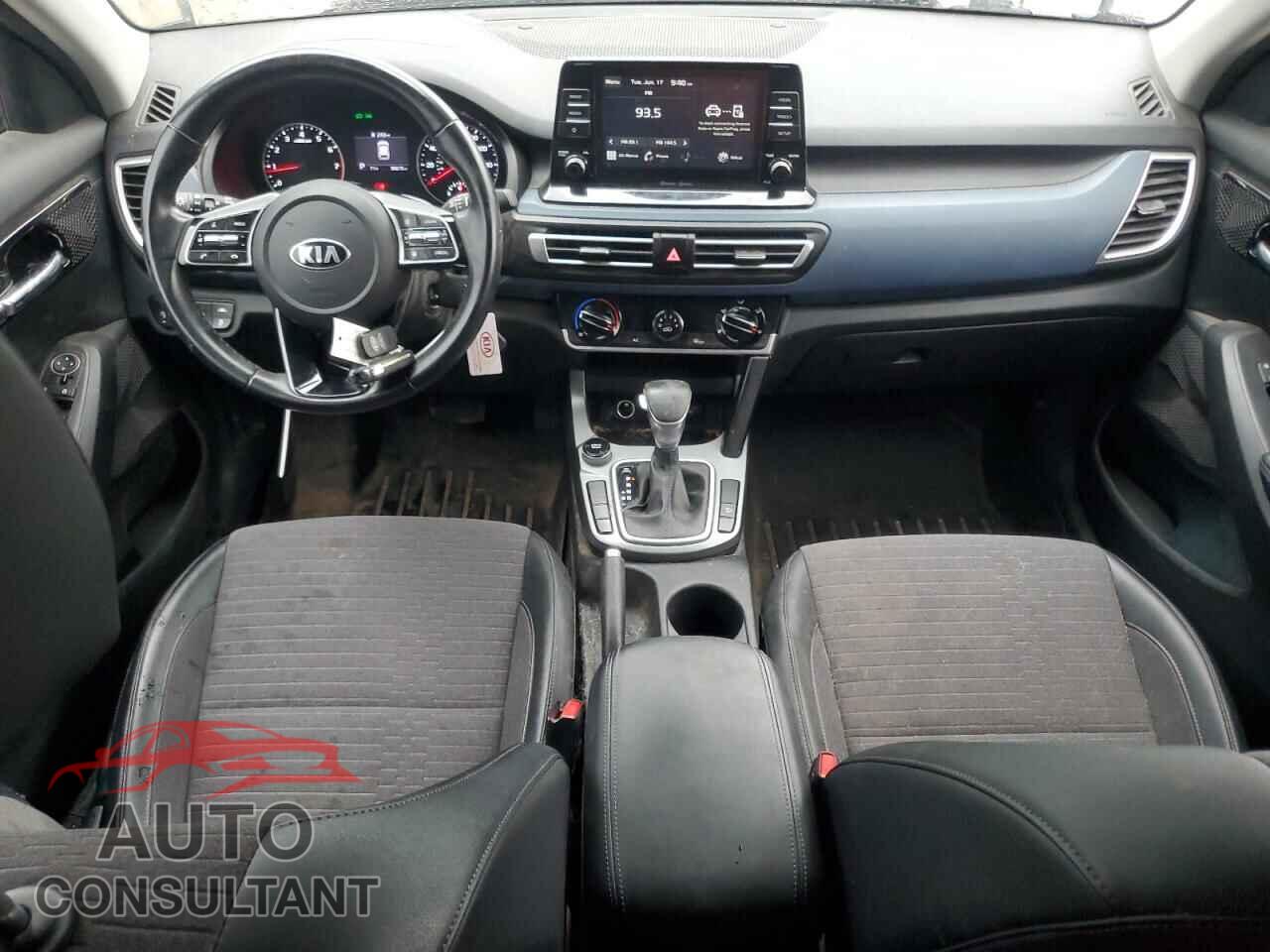 KIA SELTOS 2021 - KNDEU2AA9M7111785