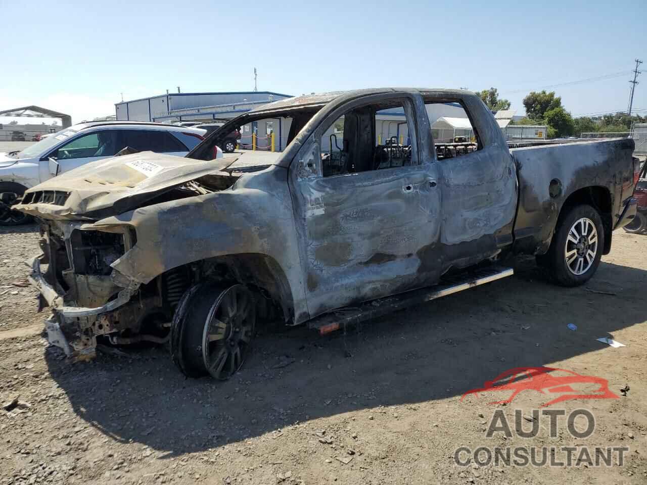 TOYOTA TUNDRA 2018 - 5TFRY5F10JX231454