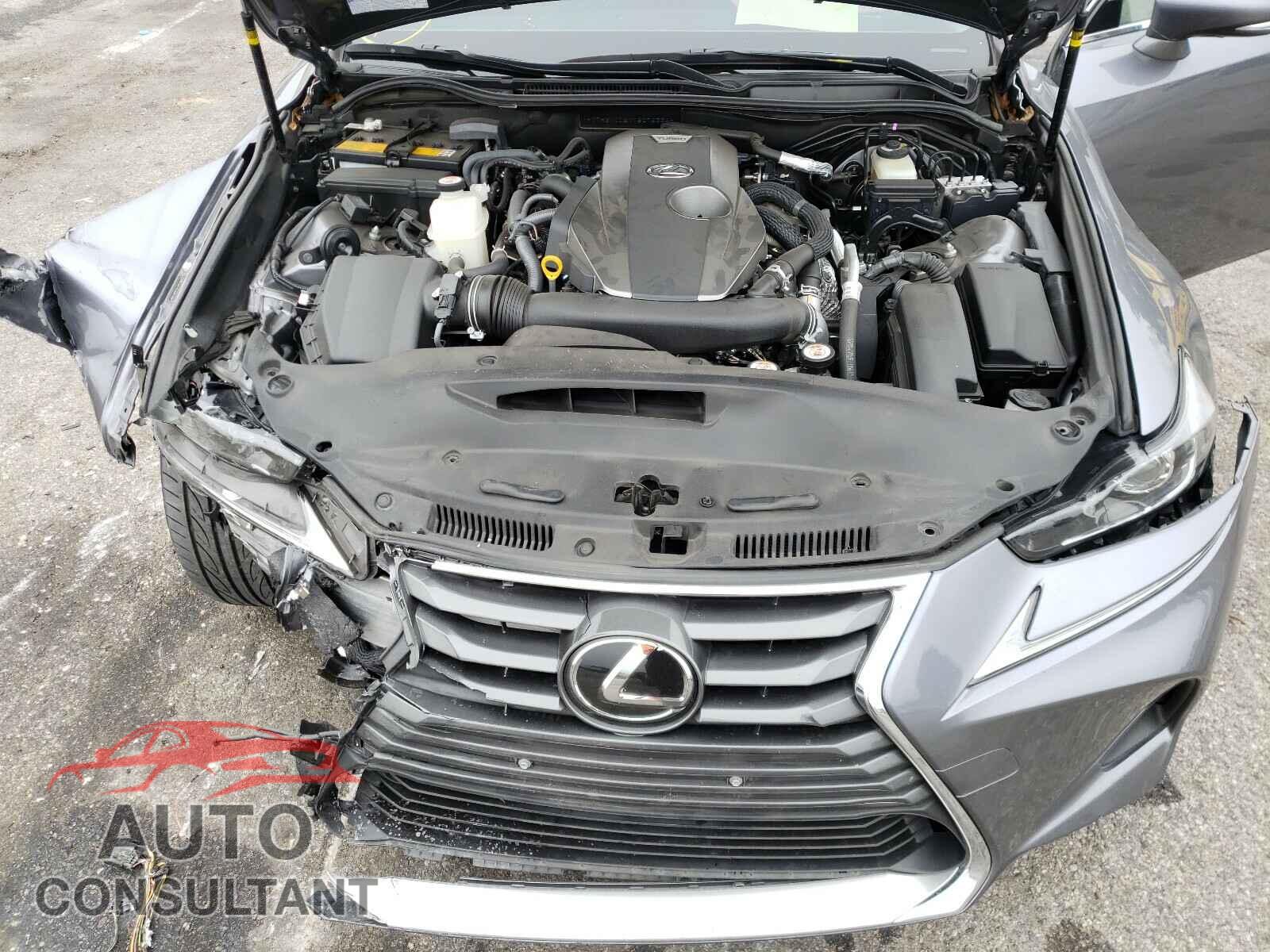 LEXUS IS 2018 - JTHBA1D21J5076336
