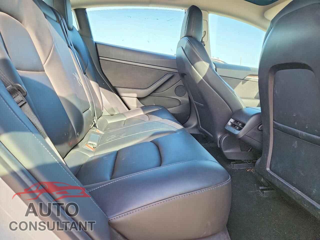 TESLA MODEL 3 2021 - 5YJ3E1EA2MF085078
