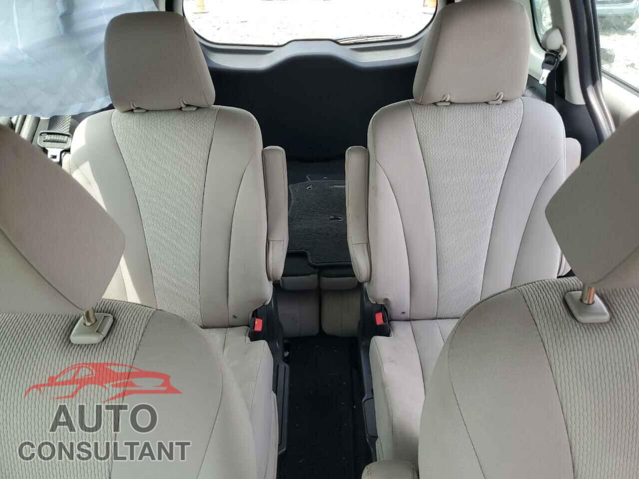 MAZDA 5 2013 - JM1CW2BLXD0148516