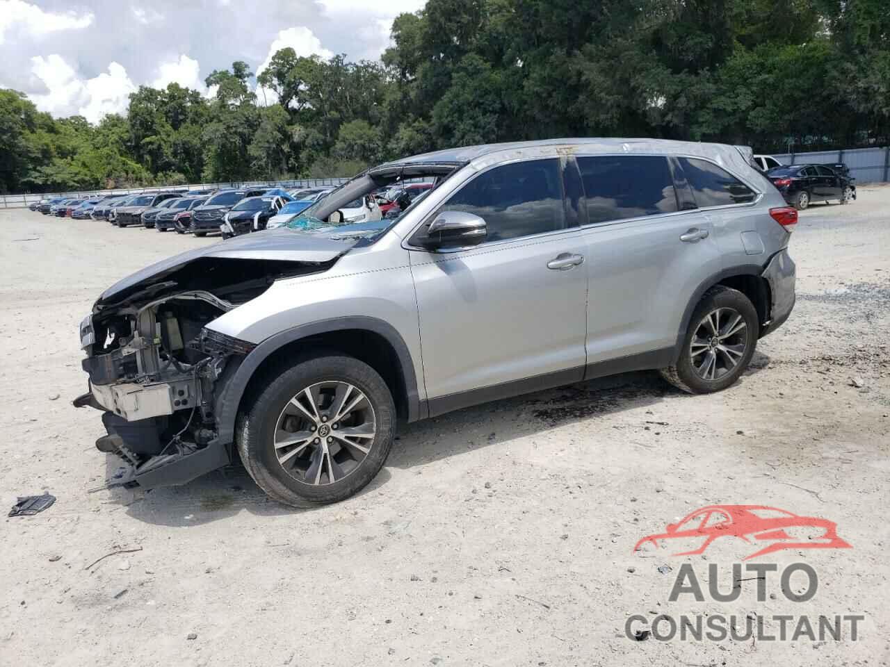 TOYOTA HIGHLANDER 2019 - 5TDZARFH2KS049657