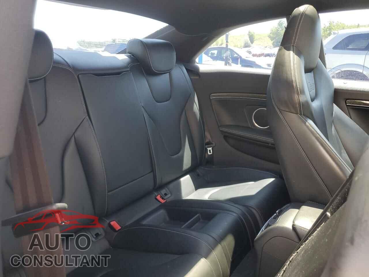 AUDI S5/RS5 2014 - WAUCGAFR7EA073241