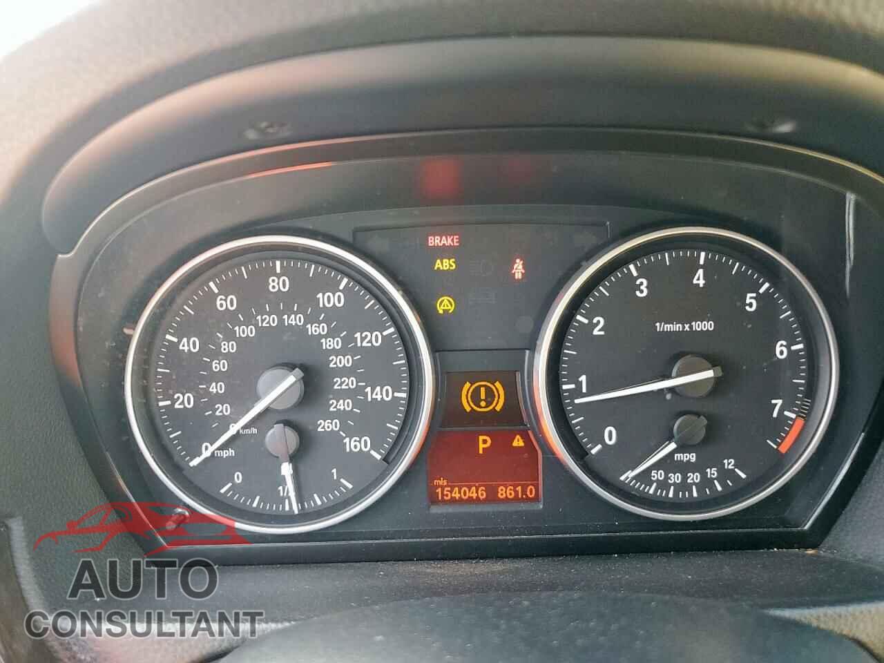 BMW 3 SERIES 2011 - WBAPH7C52BE674645