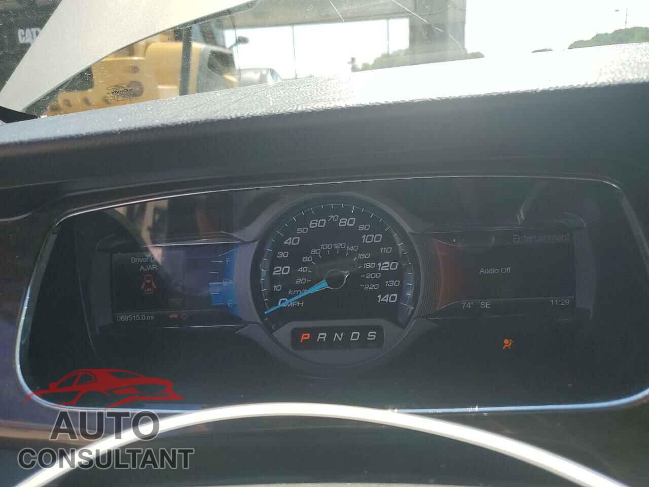 FORD TAURUS 2017 - 1FAHP2F84HG109500