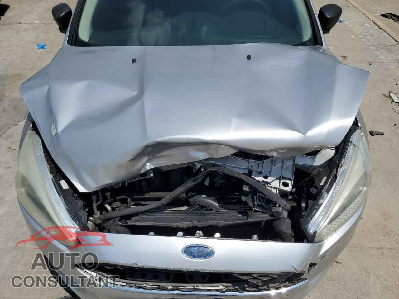 FORD FOCUS 2016 - 1FADP3E21GL393630