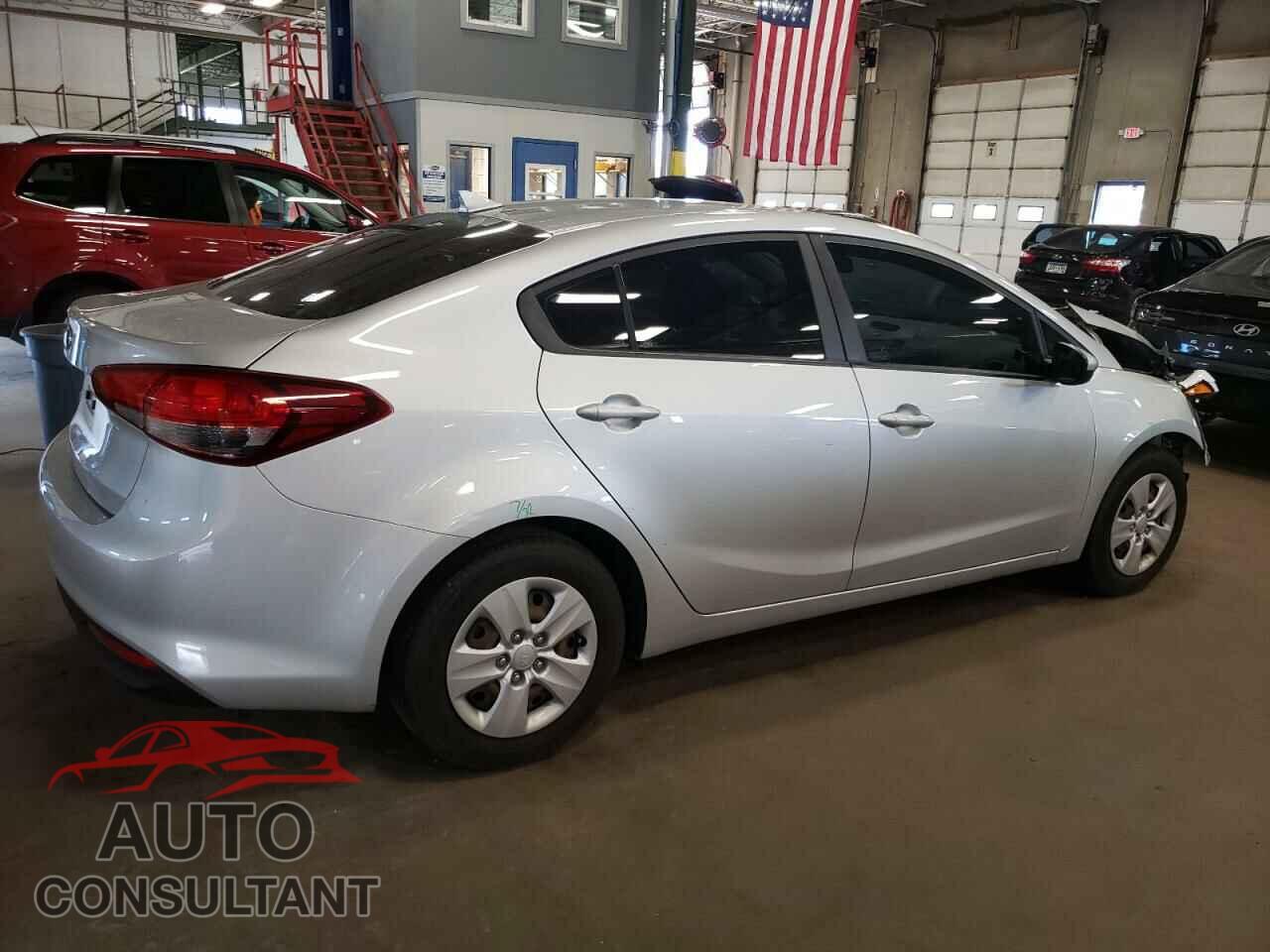 KIA FORTE 2017 - 3KPFK4A77HE039209