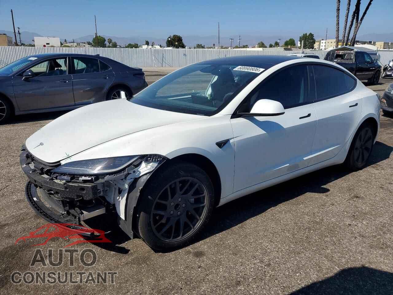 TESLA MODEL 3 2025 - 5YJ3E1EA5SF072046