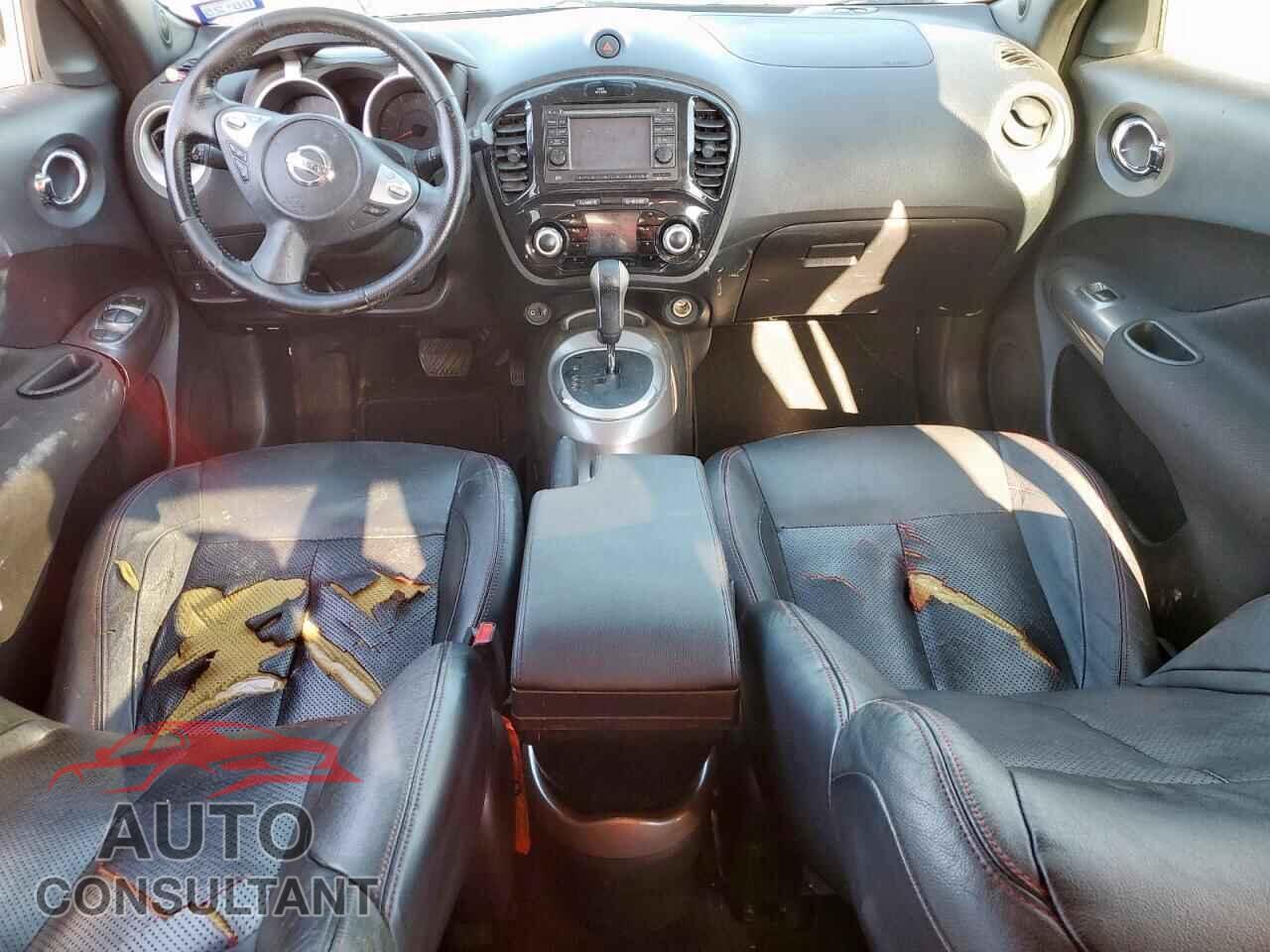 NISSAN JUKE 2011 - JN8AF5MV3BT009111