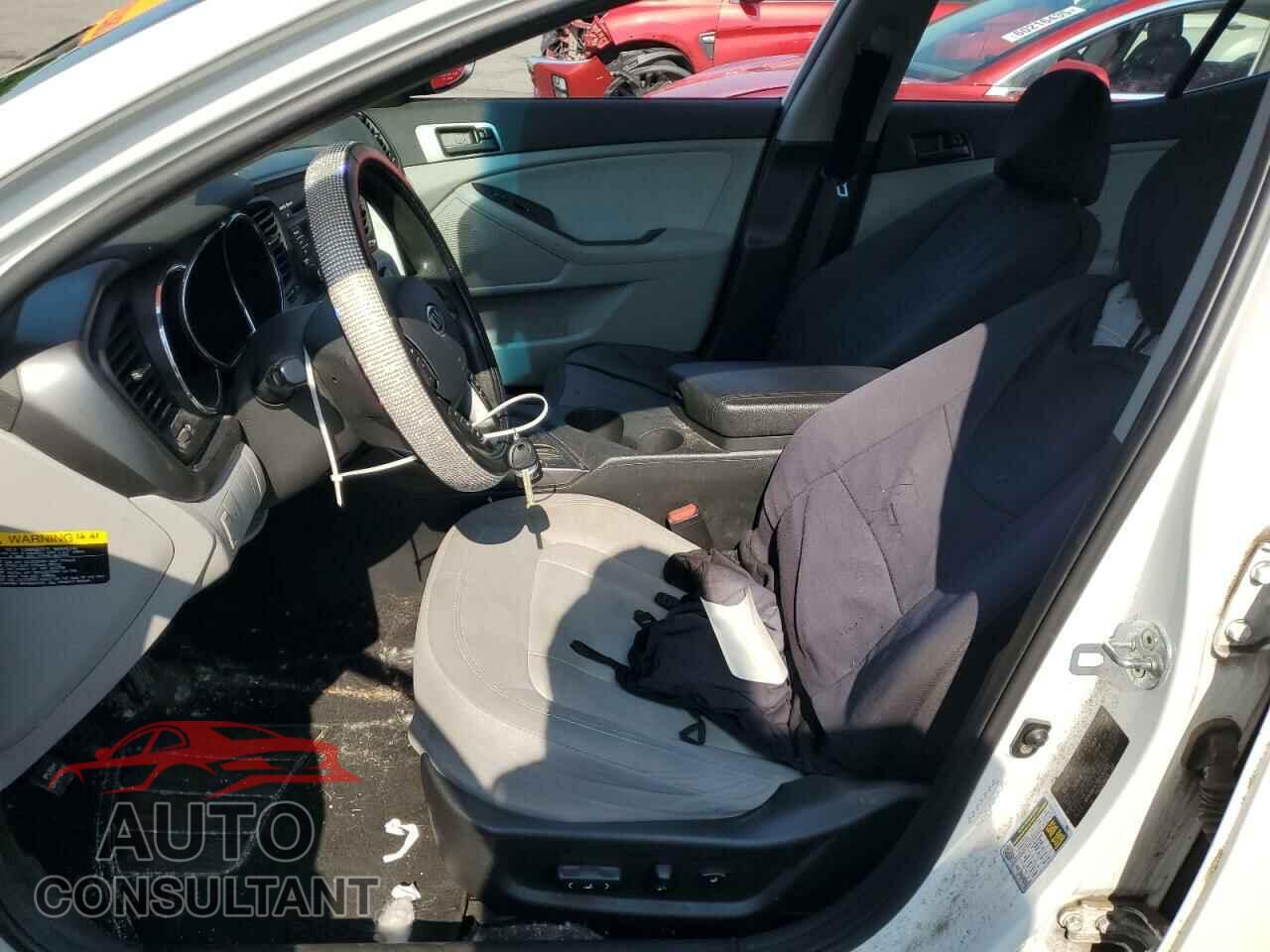 KIA OPTIMA 2011 - KNAGM4A73B5142335