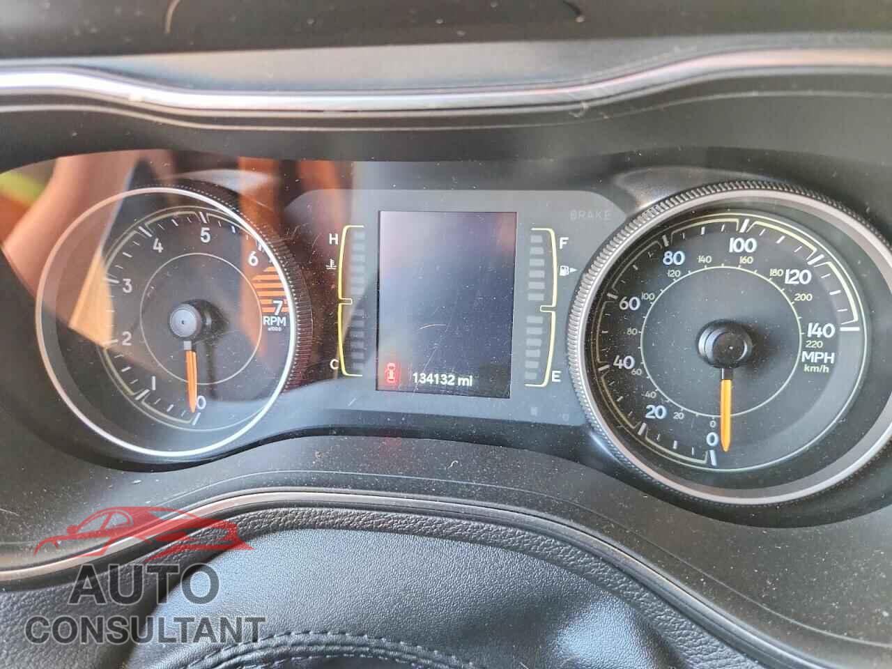 JEEP CHEROKEE 2019 - 1C4PJLCB2KD490463