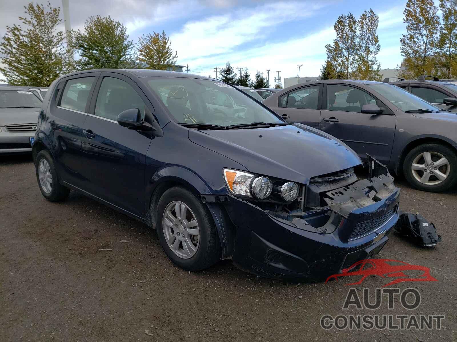 CHEVROLET SONIC 2016 - 1G1JC6SB1G4183353