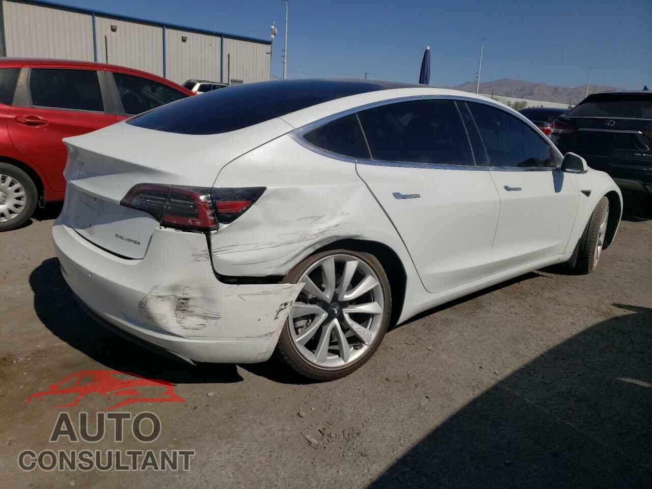 TESLA MODEL 3 2018 - 5YJ3E1EBXJF067769