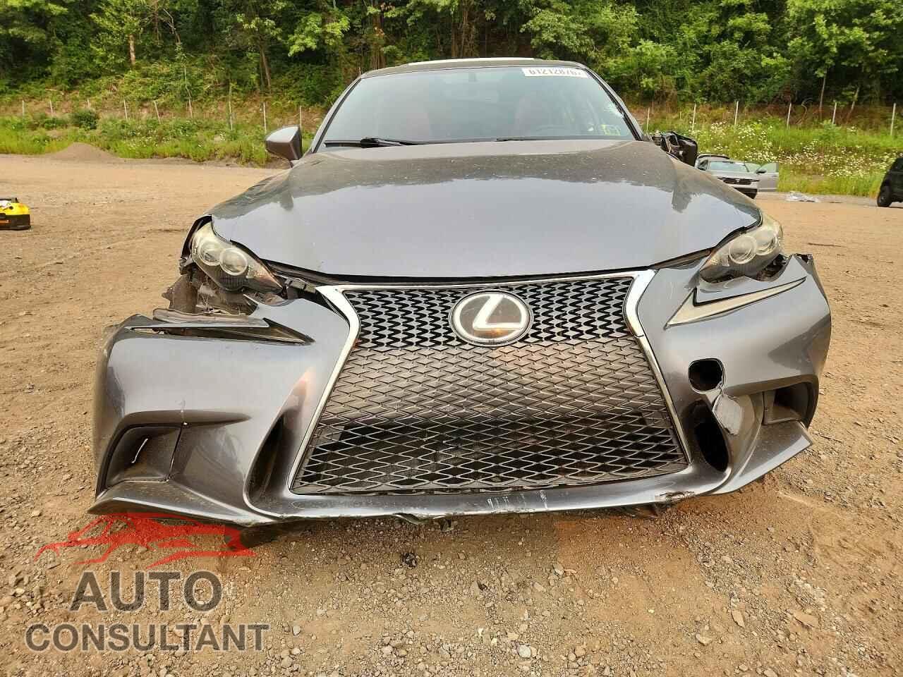 LEXUS IS 2014 - JTHBE1D25E5014271