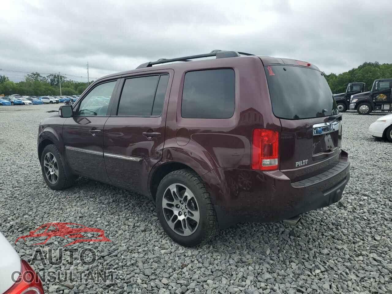 HONDA PILOT 2015 - 5FNYF4H99FB034718