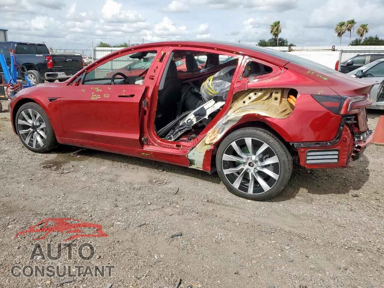 TESLA MODEL 3 2024 - 5YJ3E1EB8RF769052