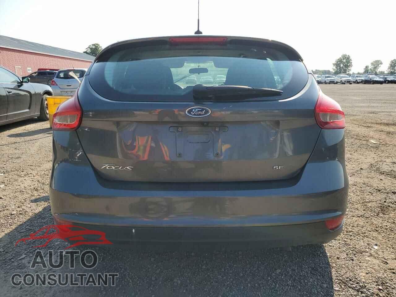 FORD FOCUS 2017 - 1FADP3K28HL334385